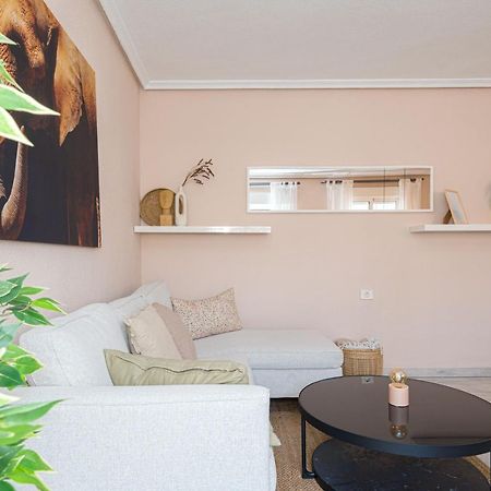 Casa Terra: Apartment 50 Meters From The Beach Torrevieja Kültér fotó