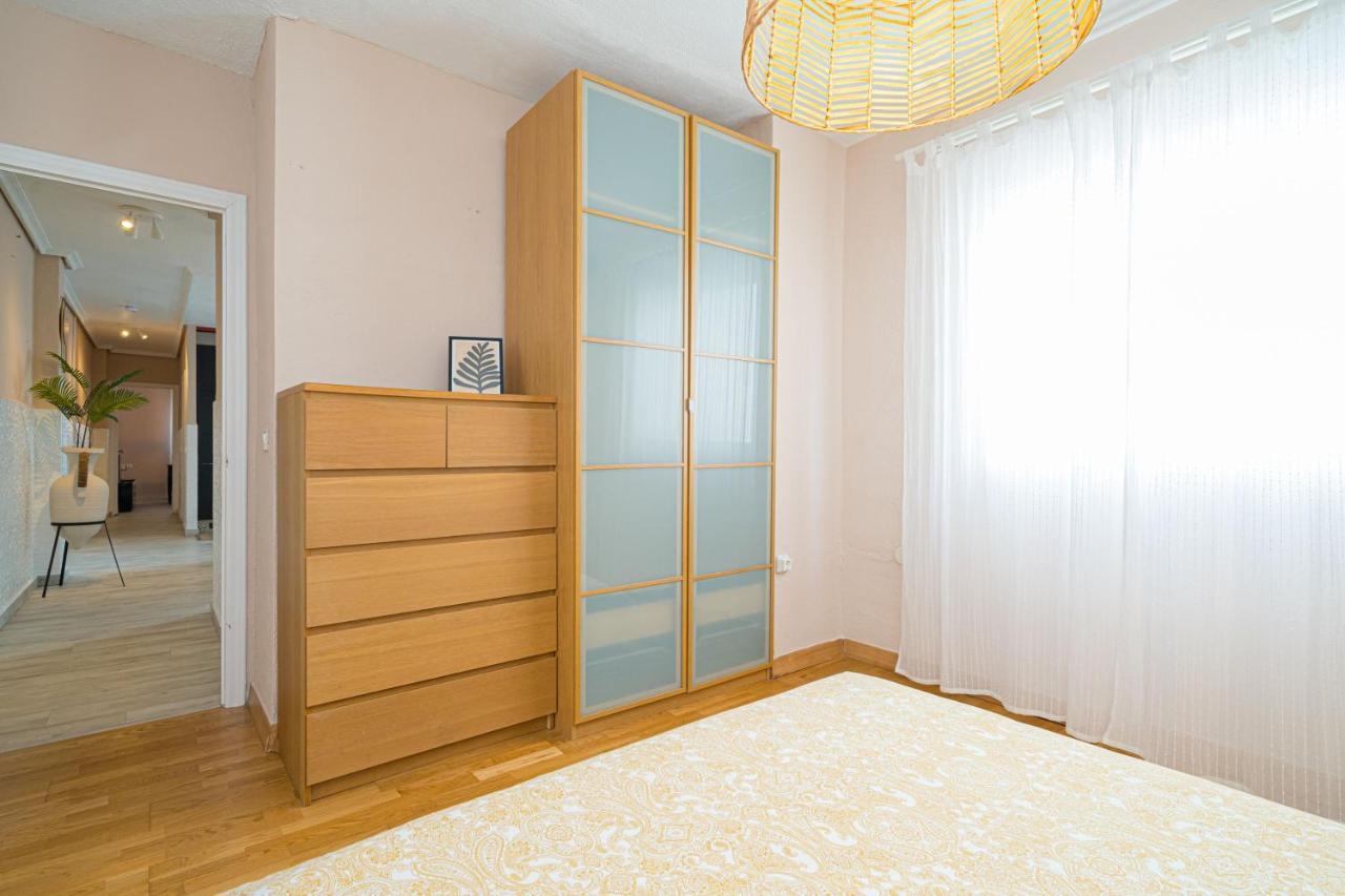 Casa Terra: Apartment 50 Meters From The Beach Torrevieja Kültér fotó