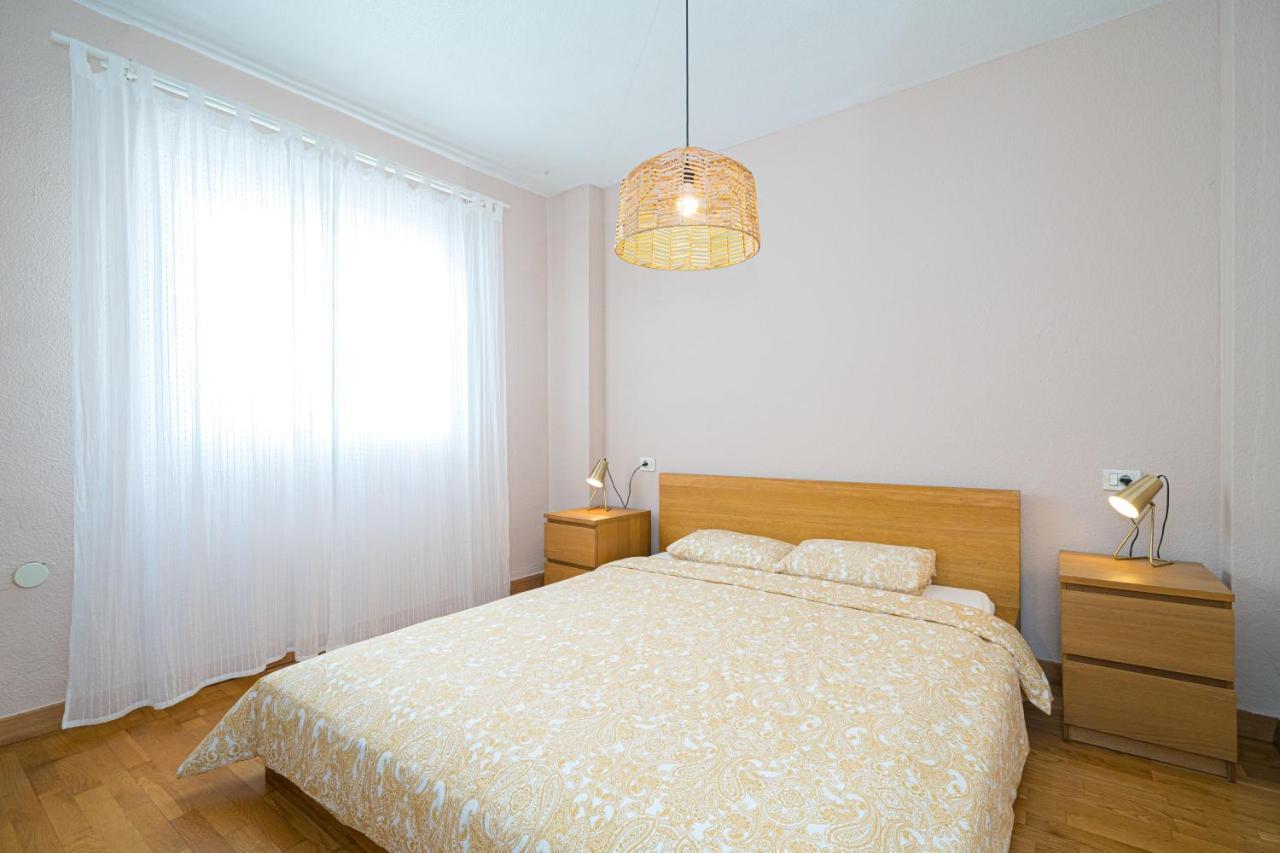 Casa Terra: Apartment 50 Meters From The Beach Torrevieja Kültér fotó