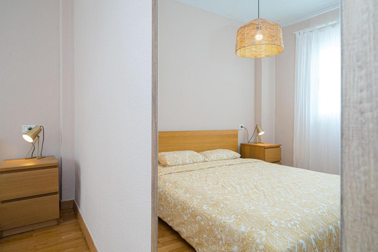 Casa Terra: Apartment 50 Meters From The Beach Torrevieja Kültér fotó
